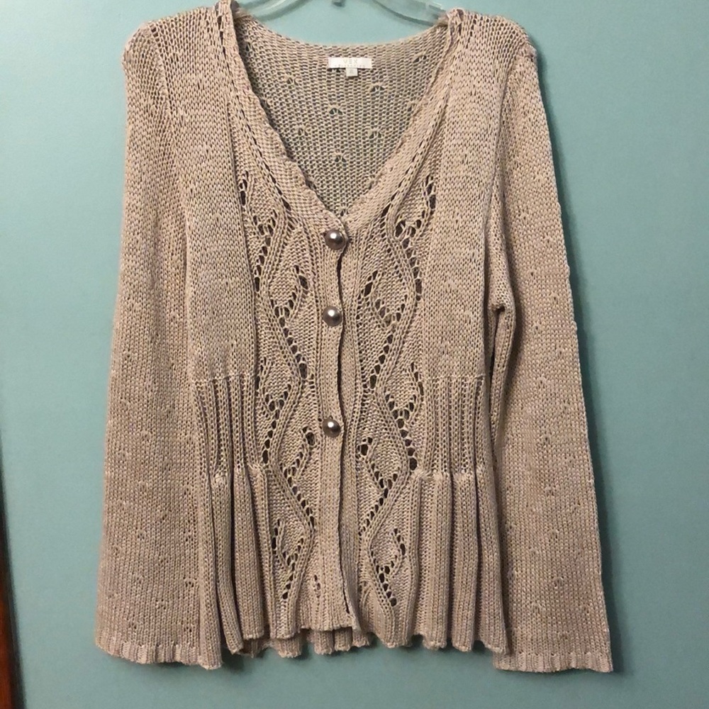🌺Beautiful Cream Sweater🌺